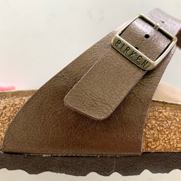 Birkenstock Bronze Gizeh Thong Sandals - Picture 6 of 11